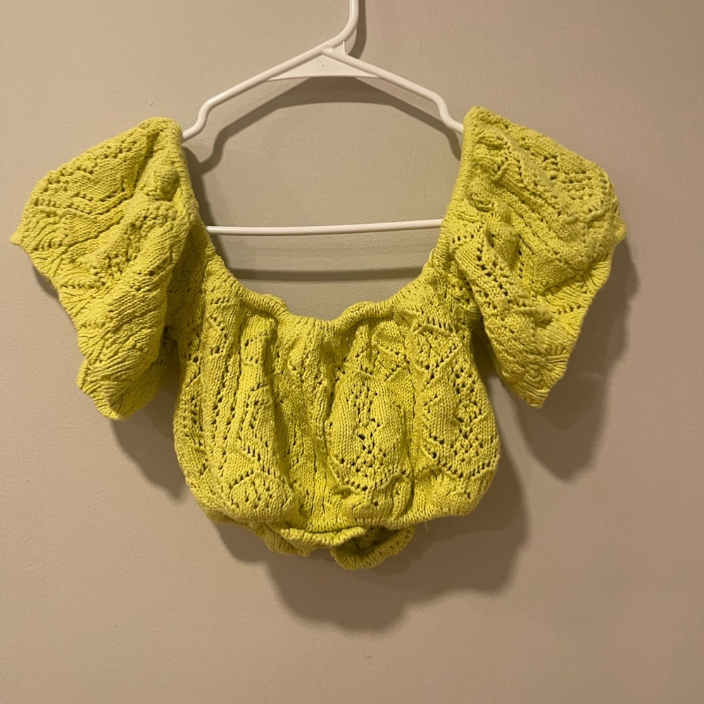 Cute Zara Lime green crochet top !! Size M